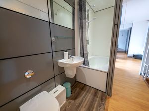 Photo 6- click for photo gallery